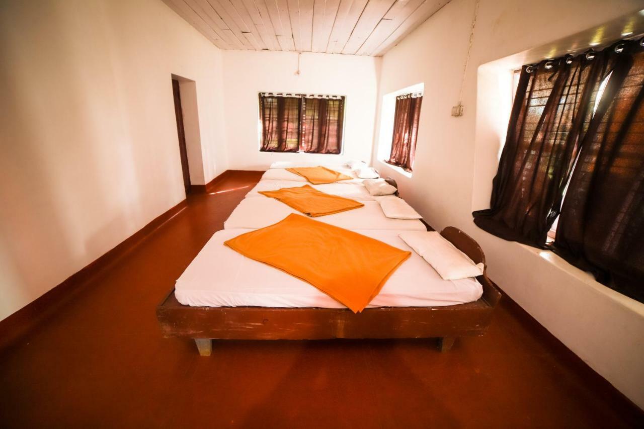 Misty Valley Hill Resorts Nelliyampathy ภายนอก รูปภาพ